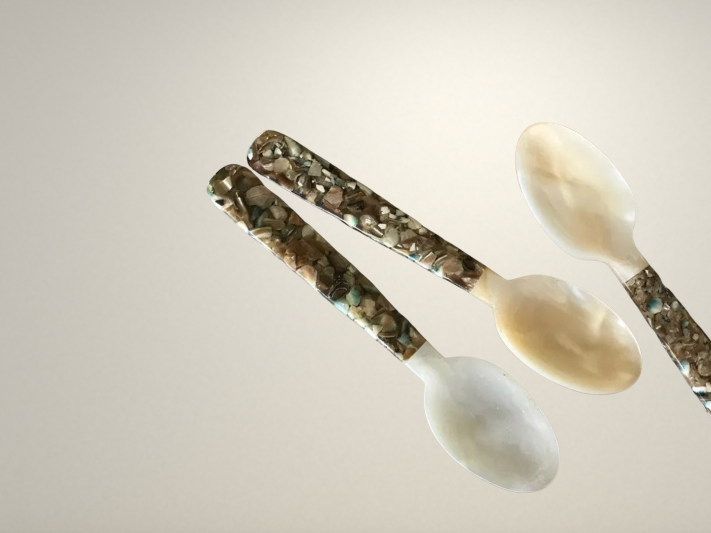 OllaLuxe Natural Shell Dessert & Coffee Spoon – Mother of Pearl Vintage Cutlery