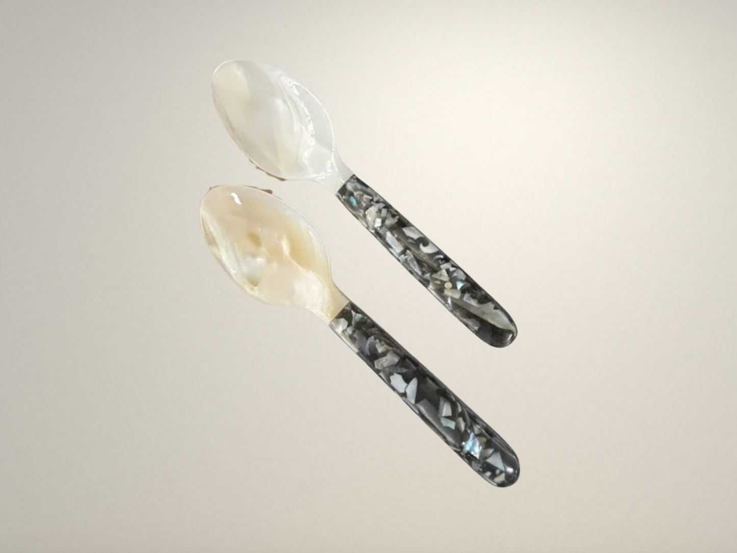 OllaLuxe Natural Shell Dessert & Coffee Spoon – Mother of Pearl Vintage Cutlery