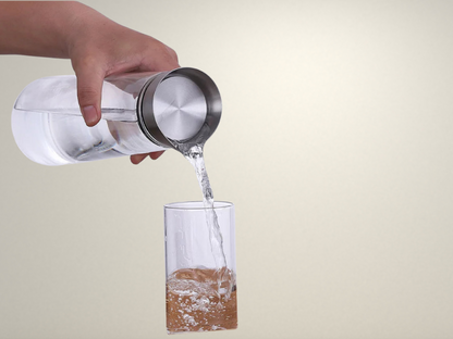 OllaLuxe Glass Carafe with Lid – Elegant Drink Pitcher for Water, Juice & Tea